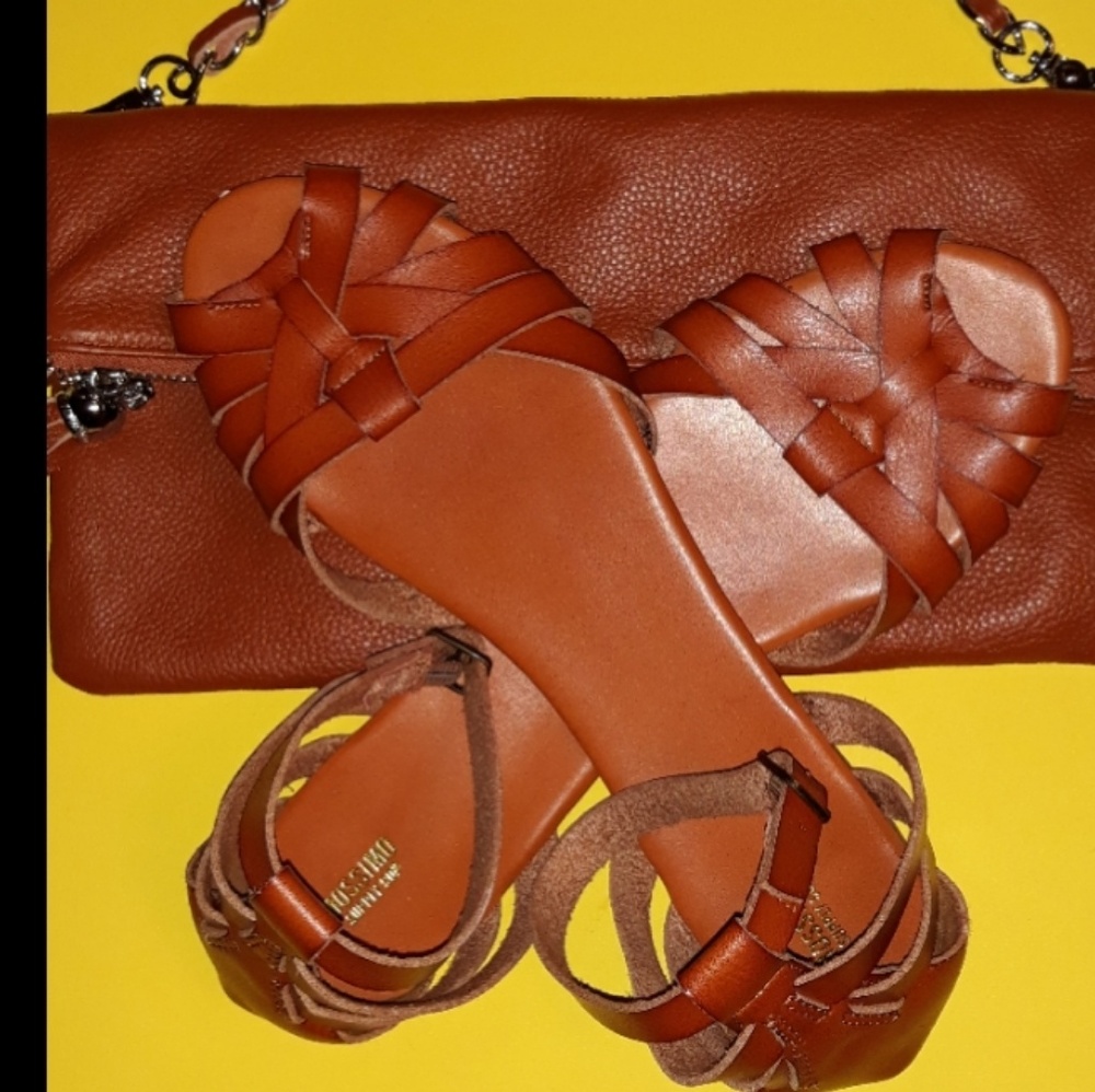 EUC Mossimo Sandal and clutch